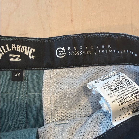 6 Billabong Shorts - LOT of 6 - Size 28 - Picture 5 of 13